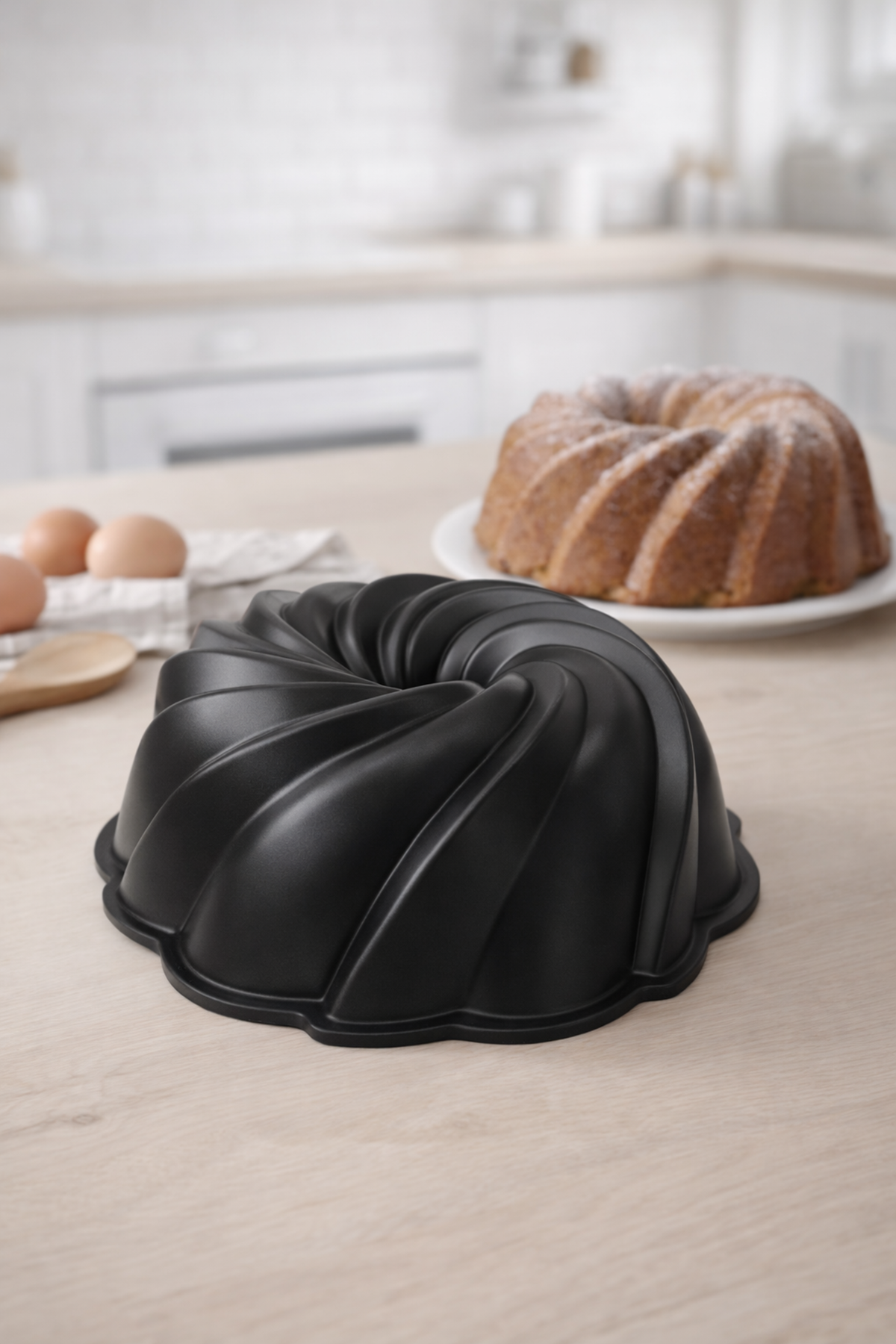 Tornado Döküm Kek Kalıbı 24cm Siyah