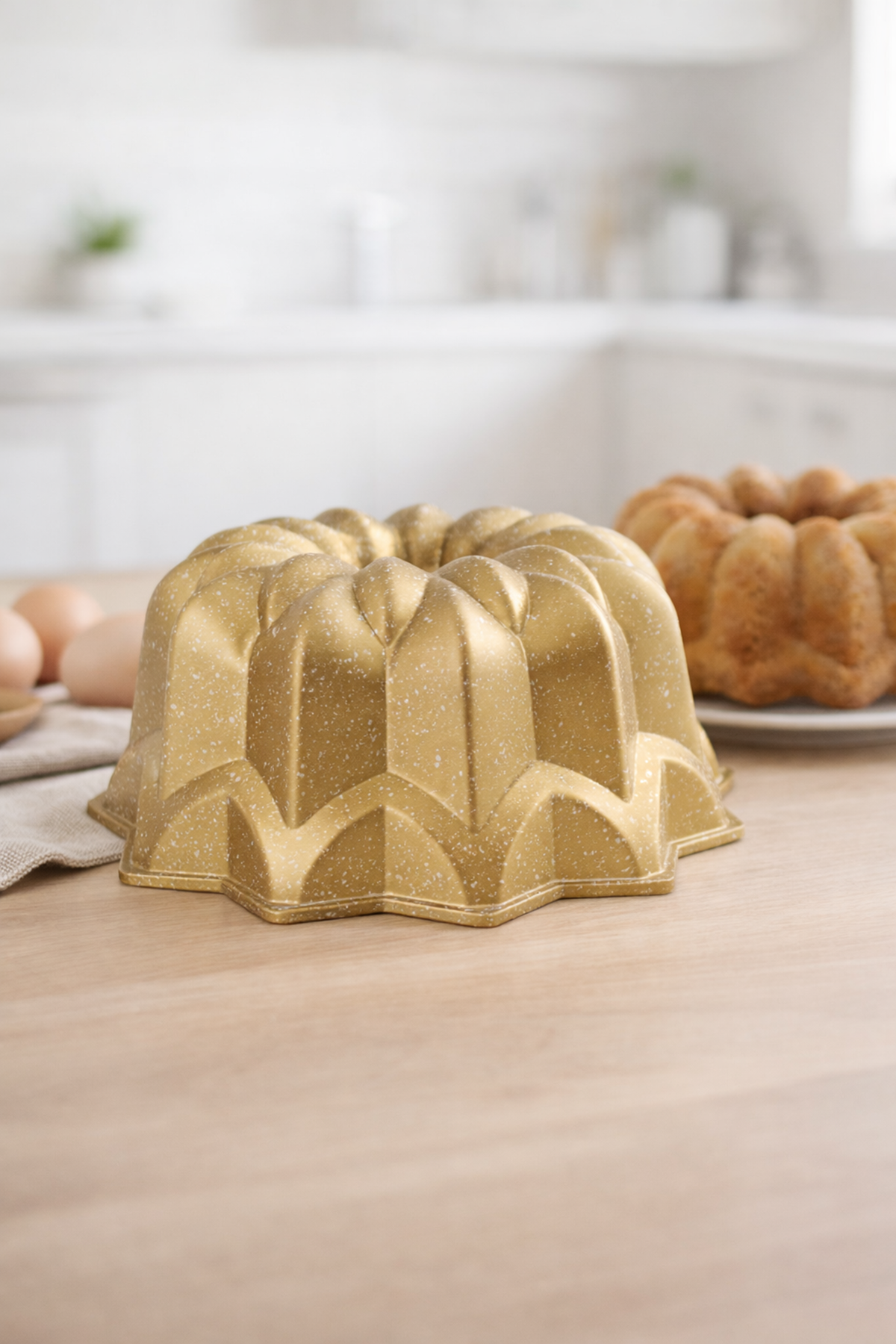 Solaris Döküm Kek Kalıbı 25cm Gold