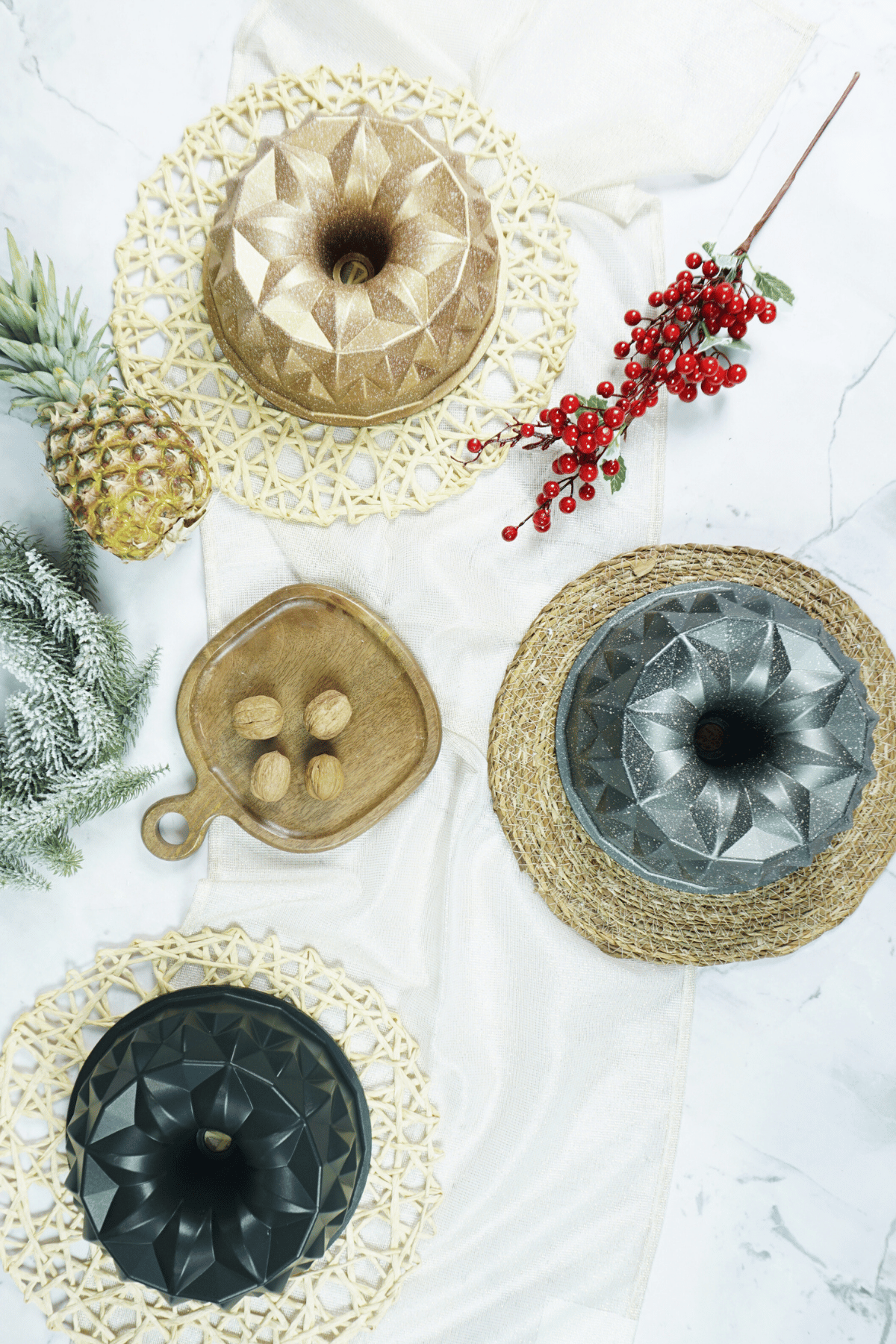 Helios Döküm Kek Kalıbı 25cm Siyah