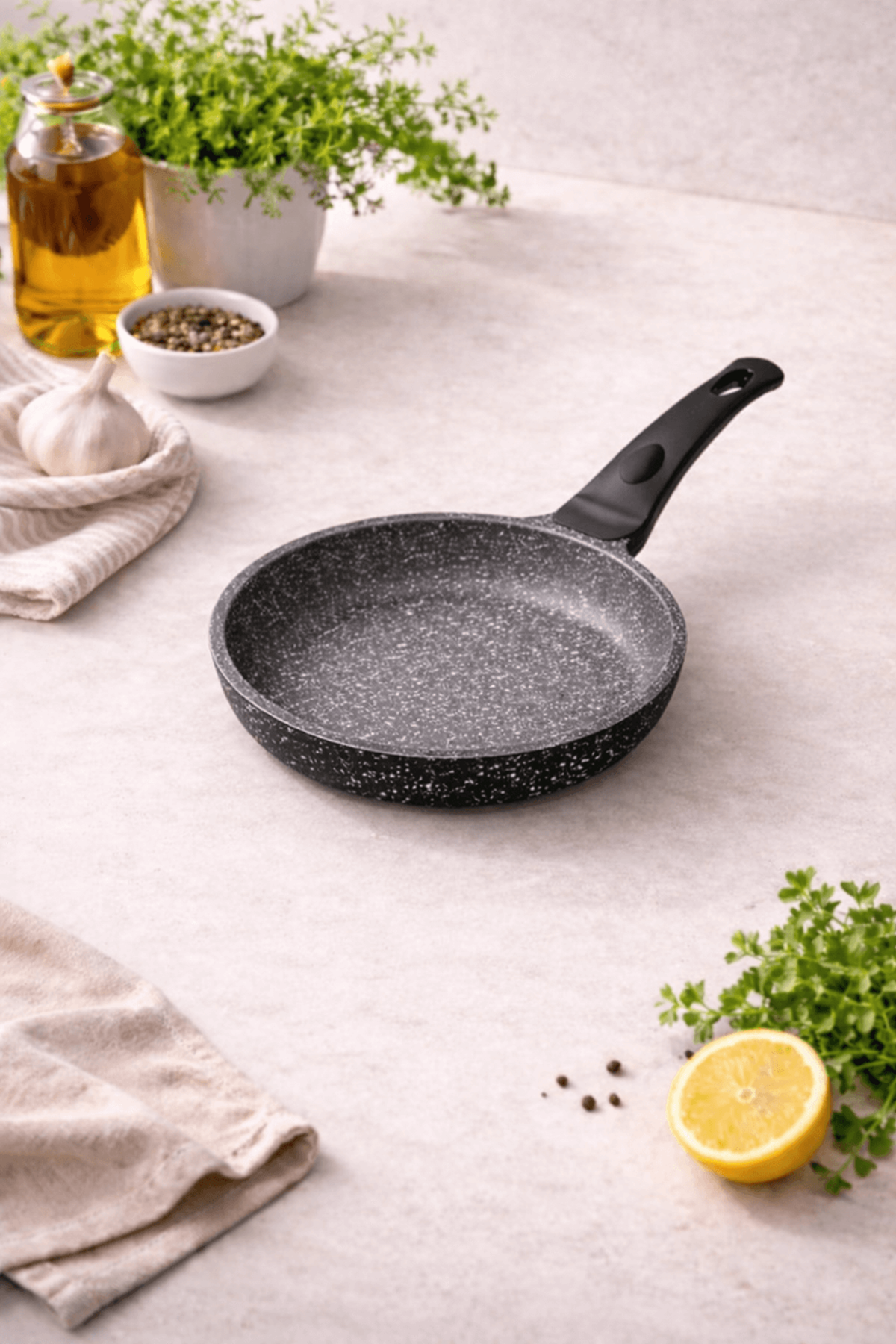 Riva Elite 20cm Döküm Tava Siyah