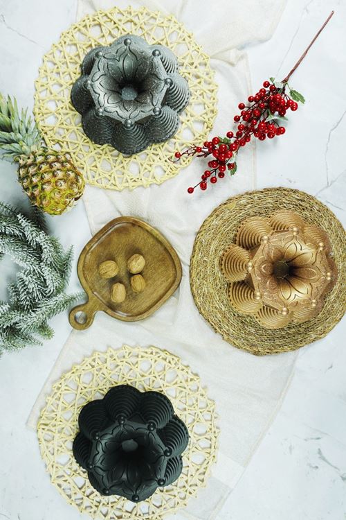 Zera Döküm Kek Kalıbı 25cm Gold