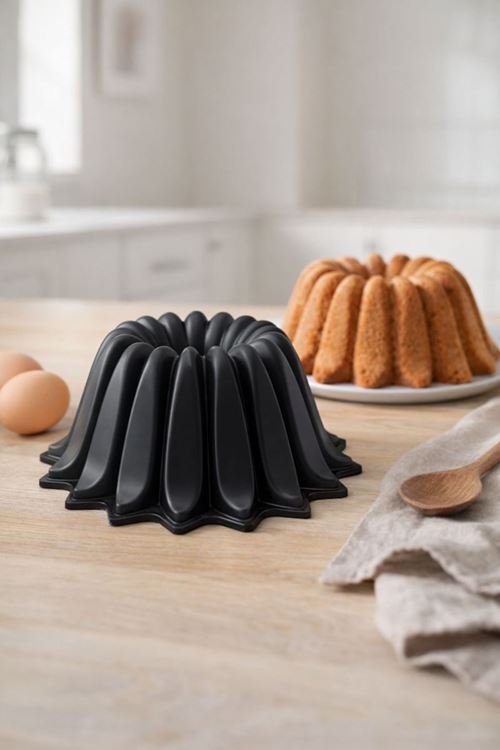 Star Döküm Kek Kalıbı 25cm Siyah