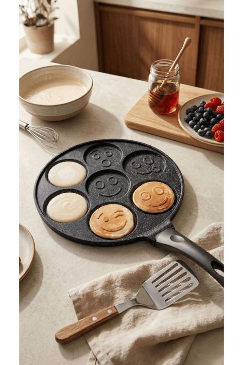 PanFace Emoji Pancake Tavası 27 cm | 7 Bölmeli Döküm Alüminyum Pankek & Kahvaltı Tavası Siyah
