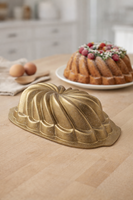 Class Baton Döküm Kek Kalıbı 28cm Gold